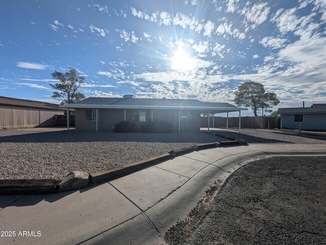 Primary Photo - 1280 N Mesquite Ln
