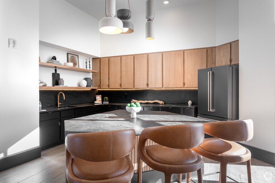 Clubhouse - Desert Commons West