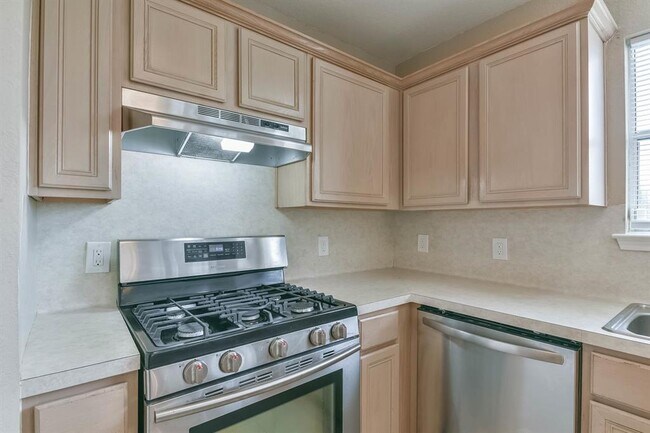 Building Photo - 5111 Chase Wind Ct