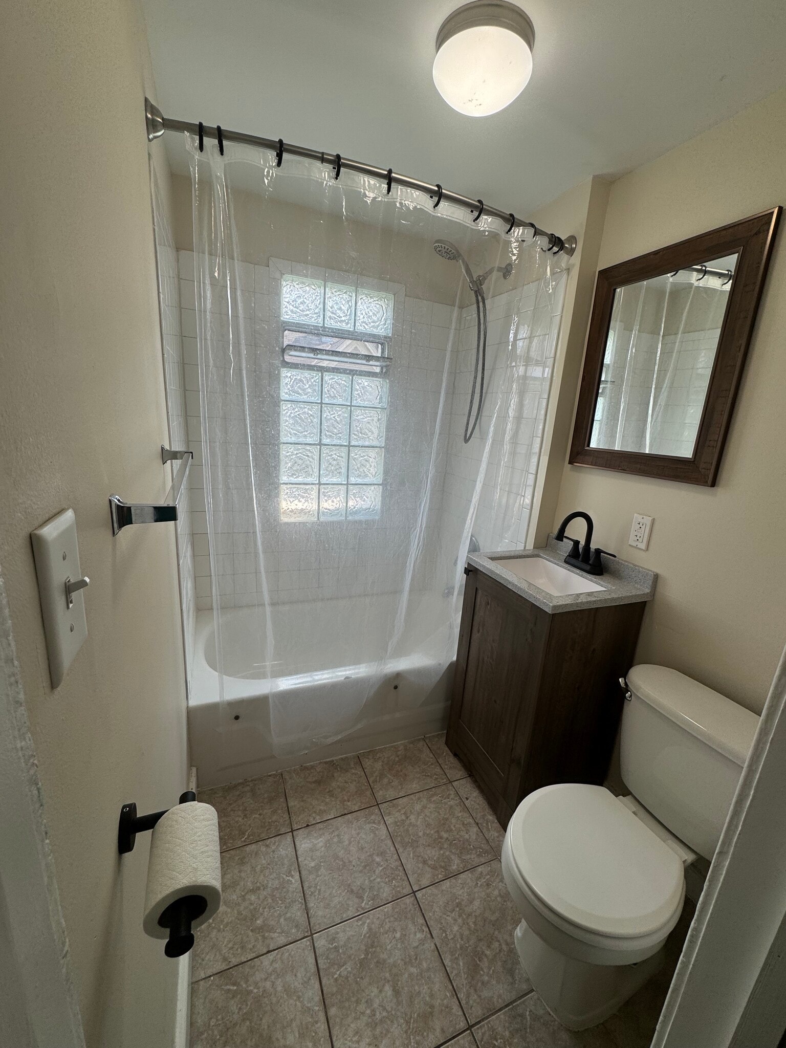 Bathroom - 4228 DuPont Ave N