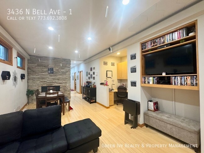 Building Photo - 3436 N Bell Ave