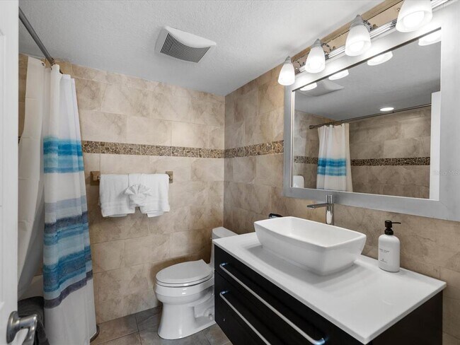 Building Photo - 185 Brightwater Dr