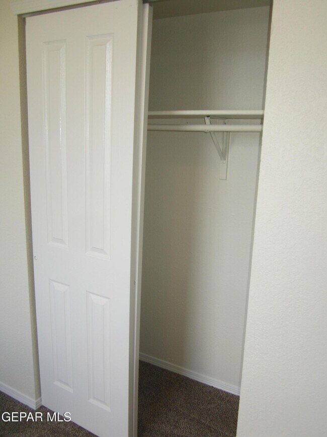 Building Photo - 538 Olmeca Dr