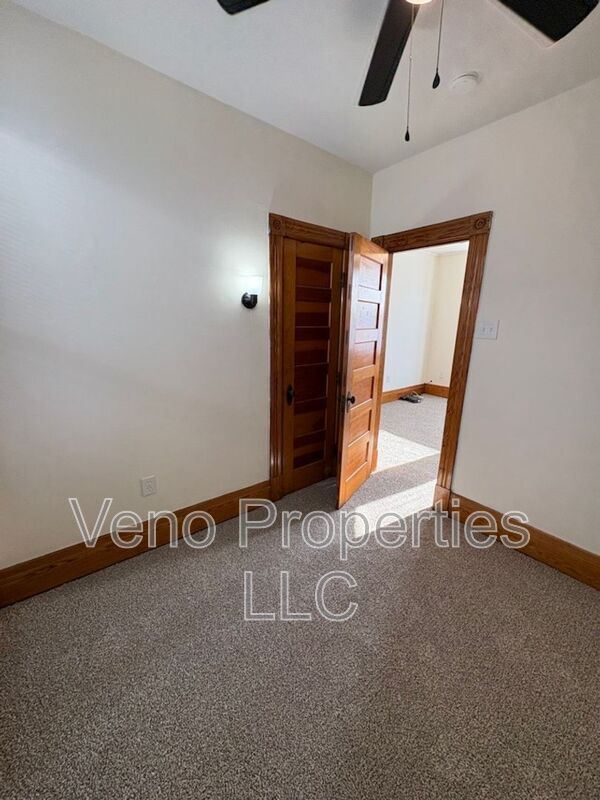 Building Photo - 109 Third Street