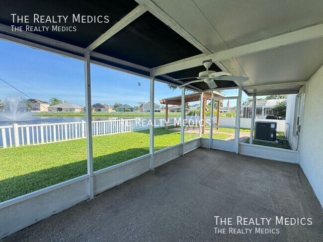 Building Photo - 2719 Crane's Cove Dr