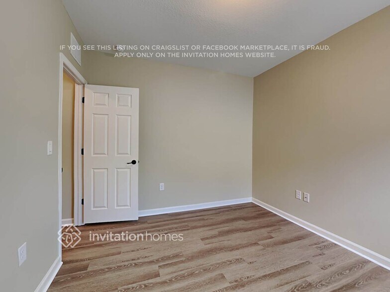 Building Photo - 1596 Litchfield Dr