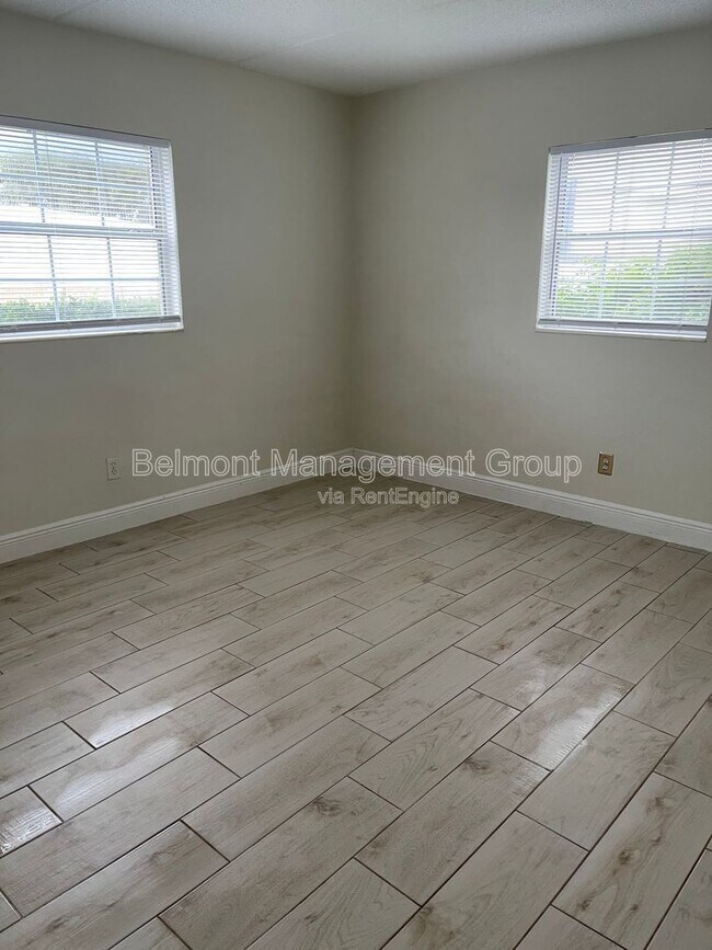Building Photo - 1400 Eudora Rd