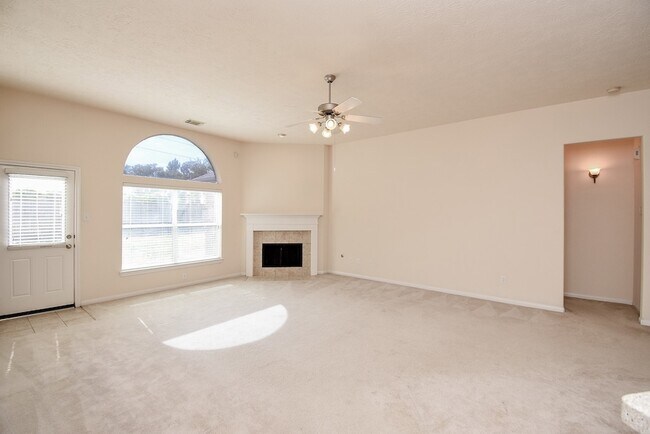 Building Photo - 10727 Gilford Crest Dr