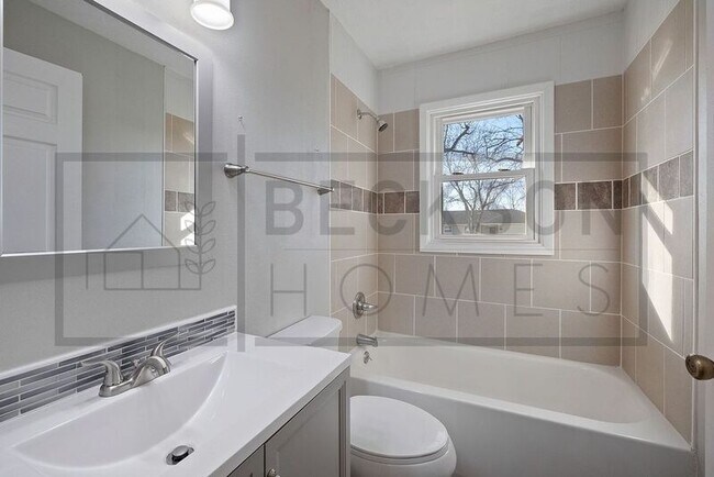 Building Photo - 5812 West Byp