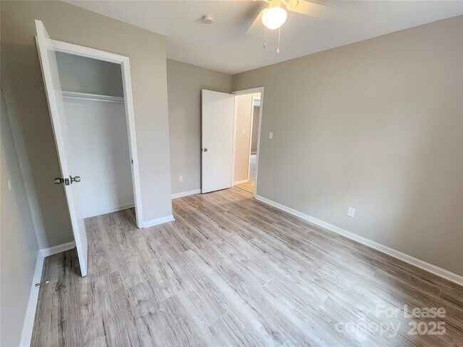 Building Photo - 675 Faith Dr SW