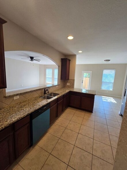 Building Photo - 1745 Amy Dr