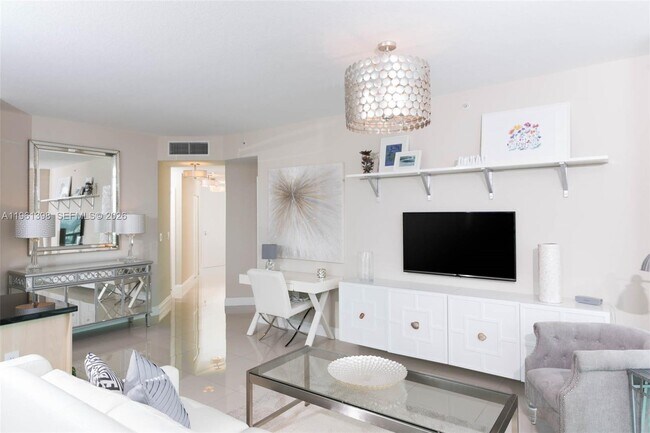 Building Photo - 79 SW 12th St