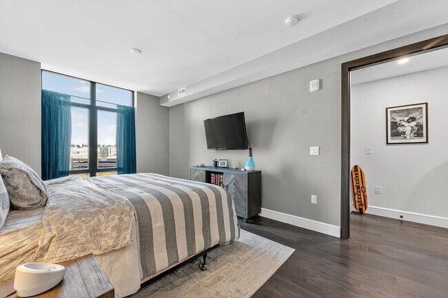 Building Photo - 8701 Churchill Rd