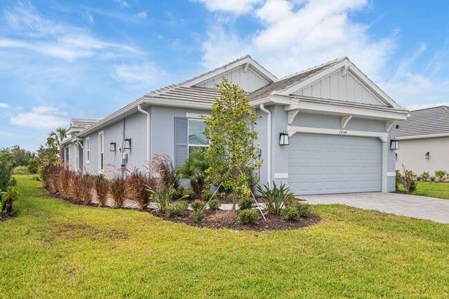 Primary Photo - Esplanade at Wiregrass Ranch - A Premier 5...