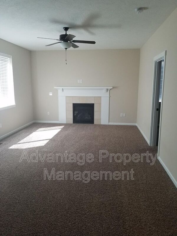 Building Photo - 5836 NE Chandra Ct