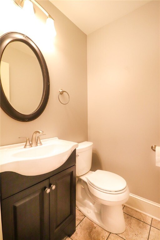 Building Photo - 64 E Market St