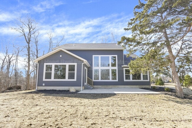 Building Photo - 7570 Dublin Rd