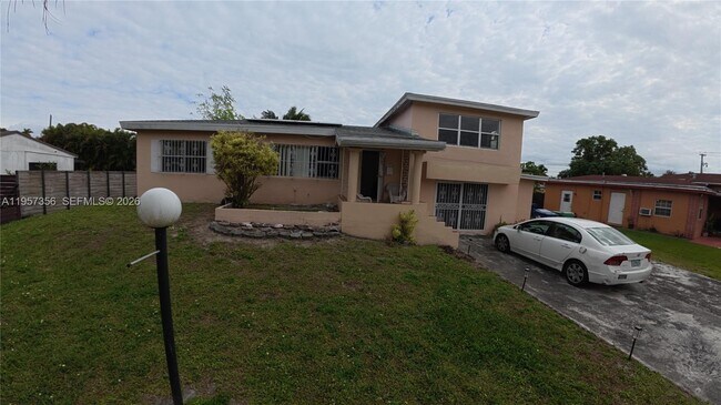 Building Photo - 14931 NE 7th Ct