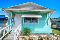 Building Photo - 1430 Beck Ave