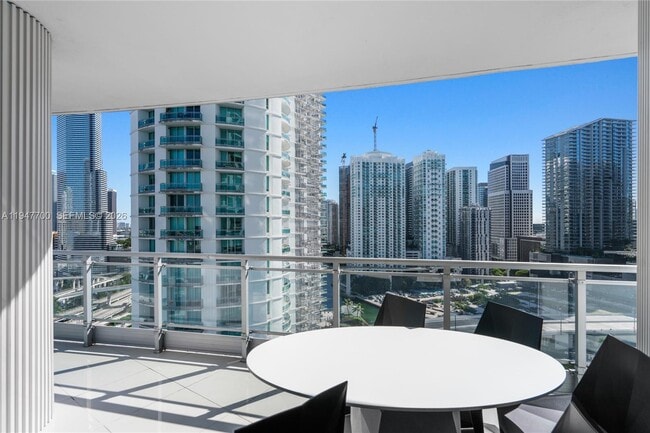 Building Photo - 90 SW 3rd St