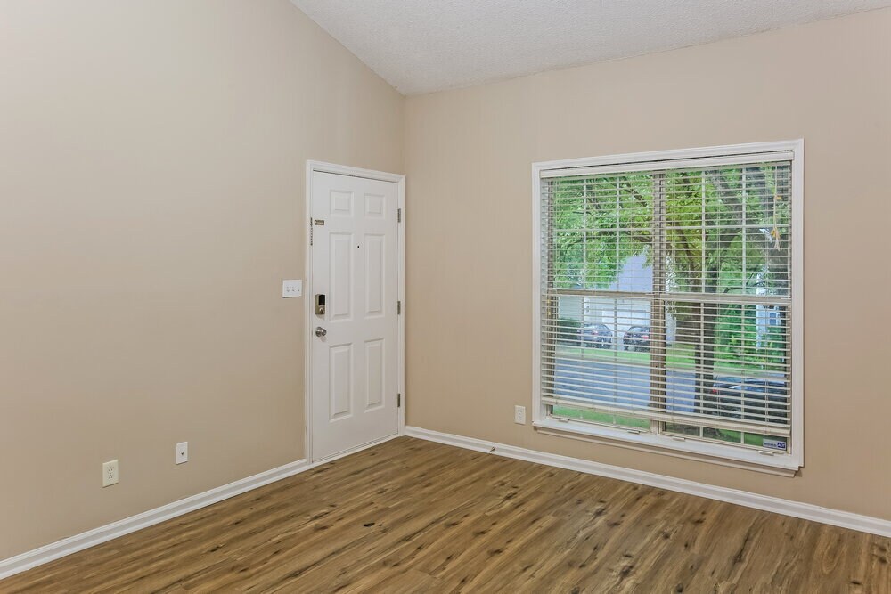 Building Photo - 13409 Baker Mills Rd