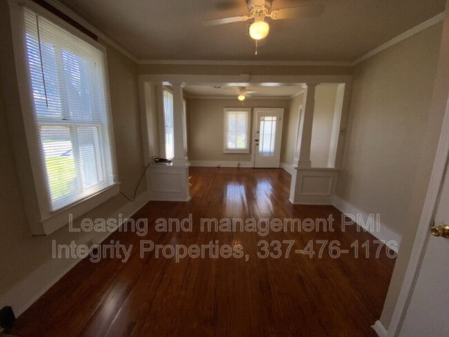 Building Photo - 218 Royal St