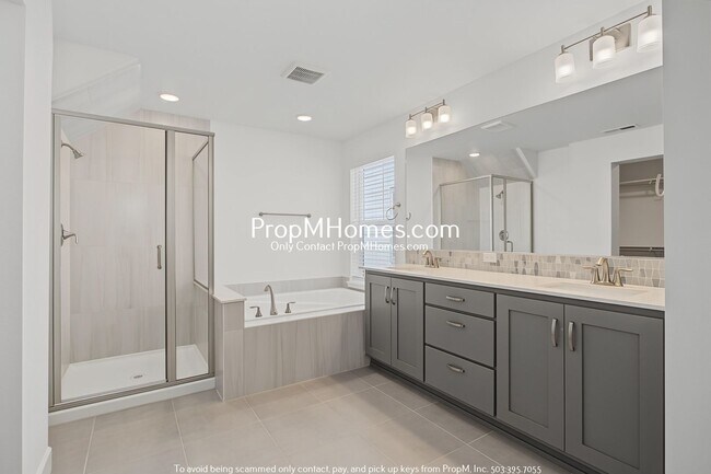 Building Photo - 3614 SE Nebula Ln