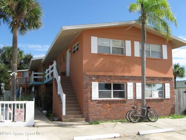 Building Photo - 429 Sunrise Dr