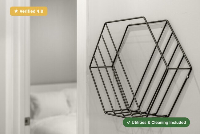 Building Photo - Furnished Private Bedroom in East Boston