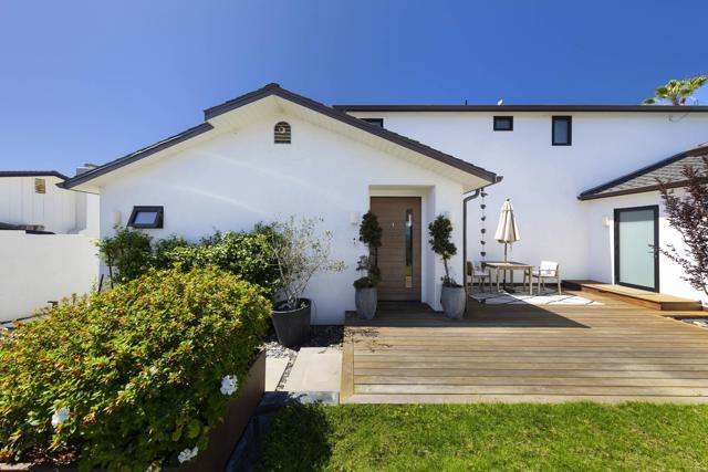 Building Photo - 1472 Neptune Ave