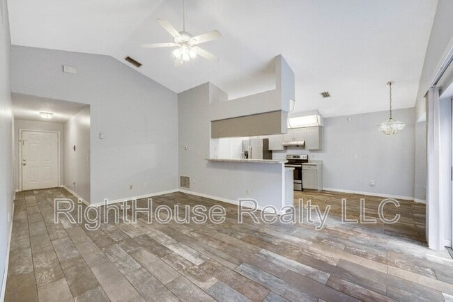 Building Photo - 5329 Old Oak Tree Dr