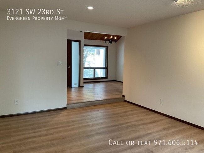 Building Photo - 3121 SW 23rd St