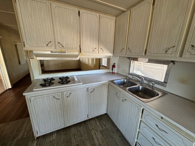 Building Photo - MOBILE HOME FOR RENT