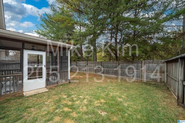 Building Photo - 5290 Cottage Ln