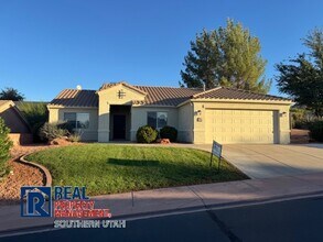 Building Photo - Sedona Hills Home