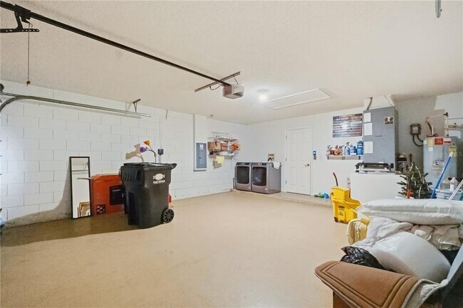 Building Photo - 334 Brayton Ln