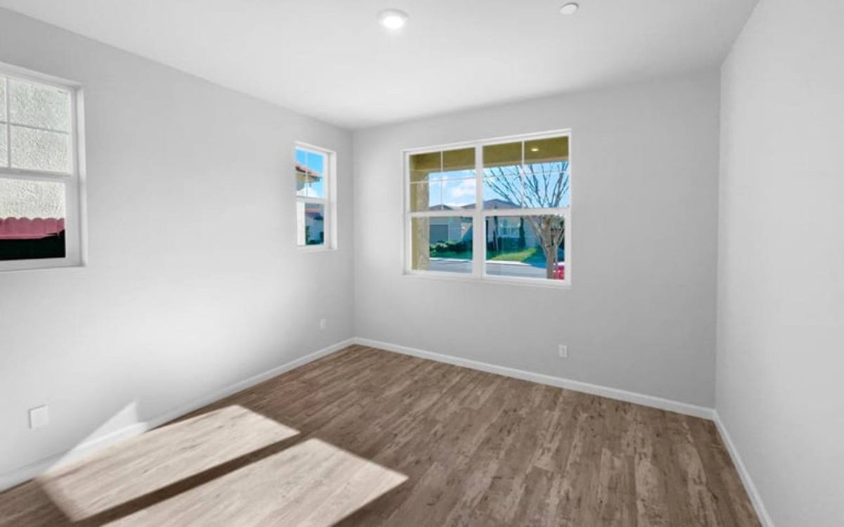 Building Photo - 8416 Tapies Way