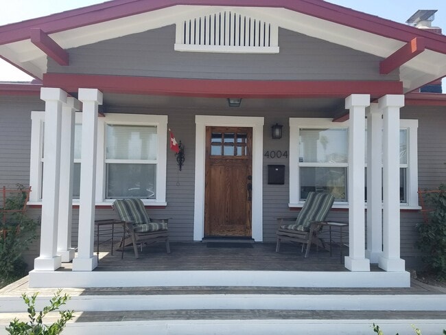 Building Photo - 4004 Arizona St