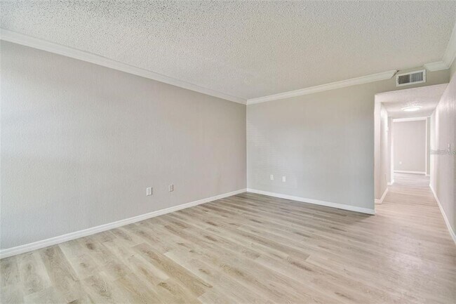 Building Photo - 726 Haven Pl