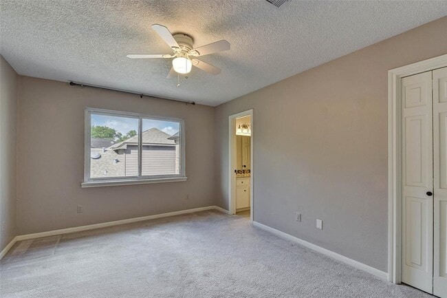 Building Photo - 20642 Laurel Lock Dr