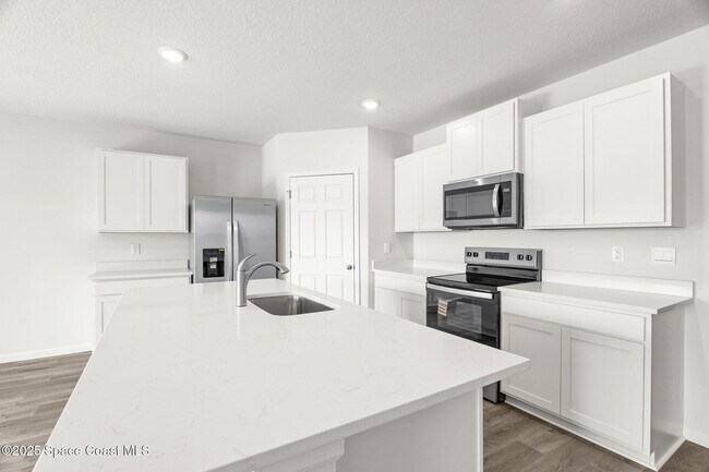 Building Photo - 542 Hamy St