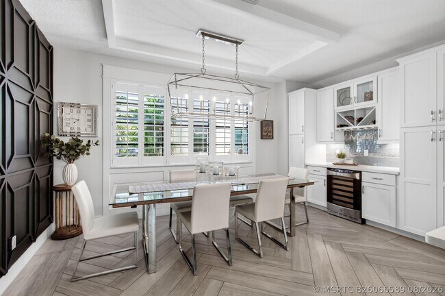 Building Photo - 622 Windward Cir S