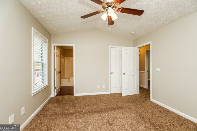 Building Photo - 67 Poplar Springs Ct