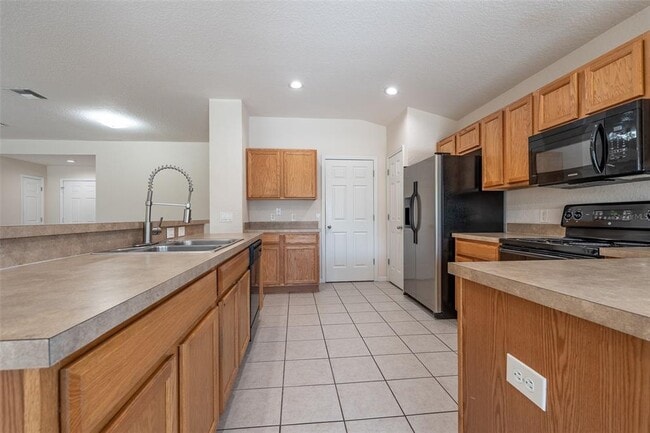 Building Photo - 5700 SW 45th St