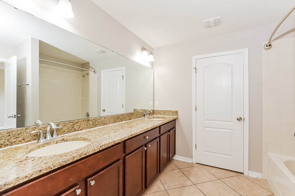 Building Photo - 6800 Habitat Dr