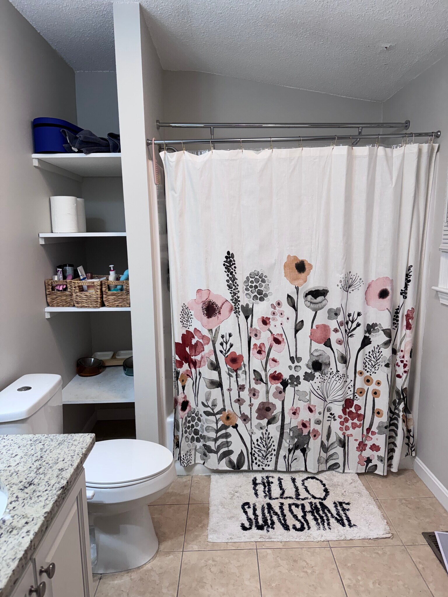 Building Photo - 30 E Bluff Rd