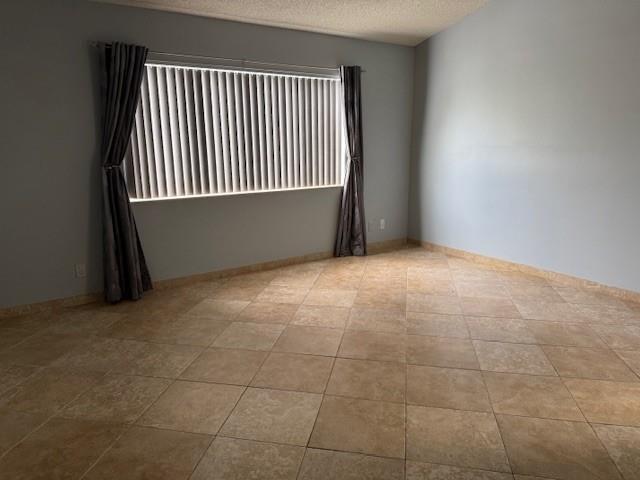 Building Photo - 5861 N Plum Bay Pkwy