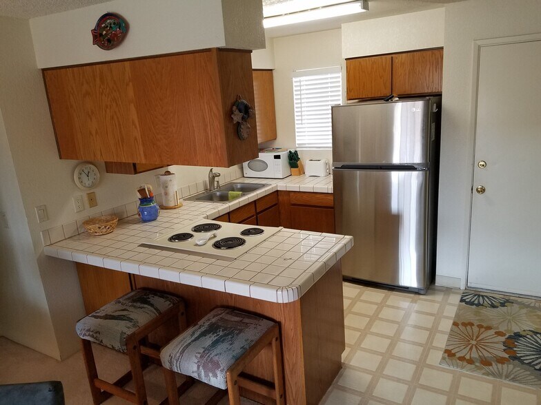 Building Photo - 256 Lake Havasu Ave