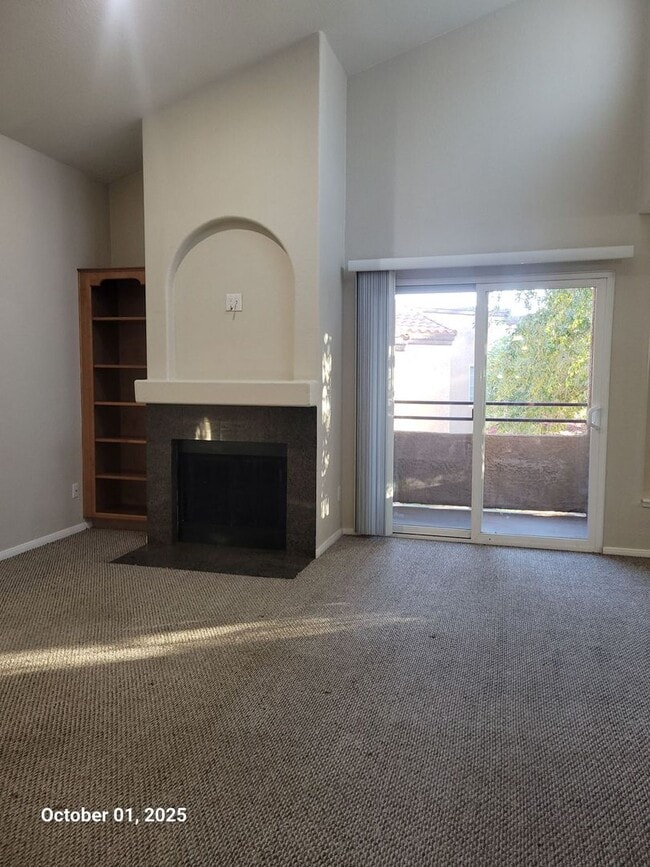 Building Photo - *WELCOME HOME TO LUXURY LIVING*