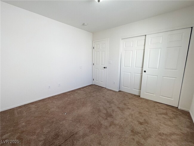 Building Photo - 1838 Versante Ave